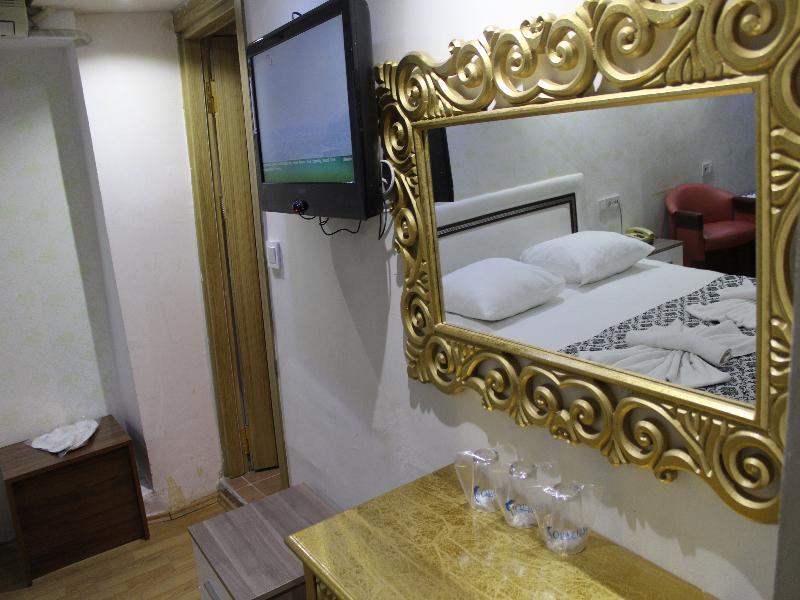 Aquarium Hotel Provincia di Istanbul Esterno foto